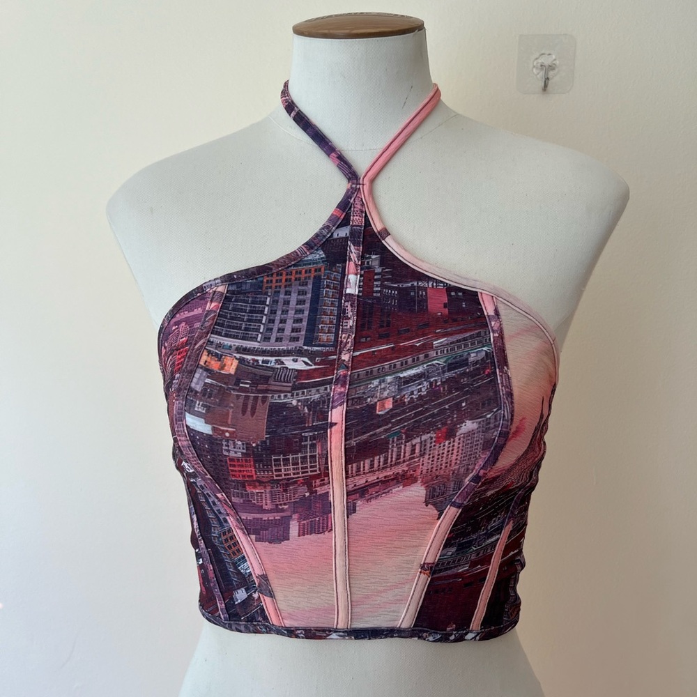 Urban Outfitters Cityscape Crop L